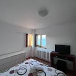 Sea View Apartamento *
